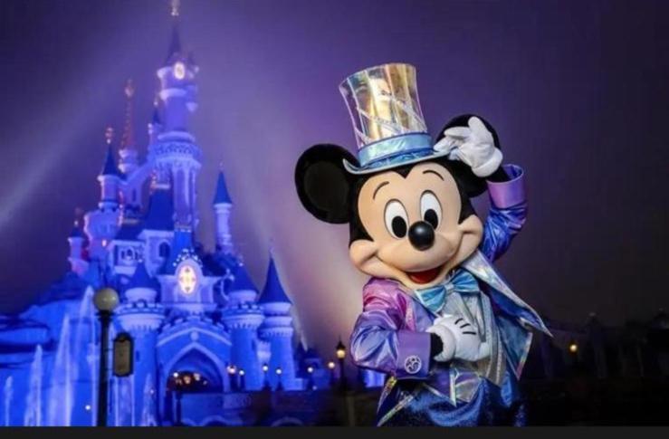 Appartement 5Min Gare Rer Disneyland Paris Val D'Europe La Vallee Village Parking Inclus Montevrain Exterior photo
